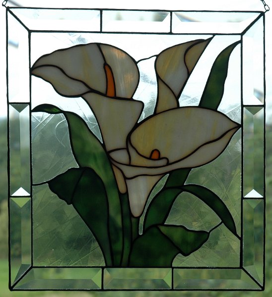 DSC_0826.JPG - Calla  Grösse 30 x 30 cm Nach einer Vorlage von Tiffany Glasladen